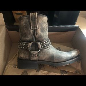 Women’s Harley Davidson boots